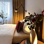아파트 Wroc'love By Me & Mosiezna & Free Garage & Self Check In 24h 브로츠와프