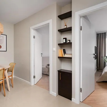 Wroc'love By Me & Mosiezna & Free Garage & Self Check In 24h 브로츠와프