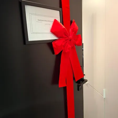 아파트 Wroc'love By Me & Mosiezna & Free Garage & Self Check In 24h